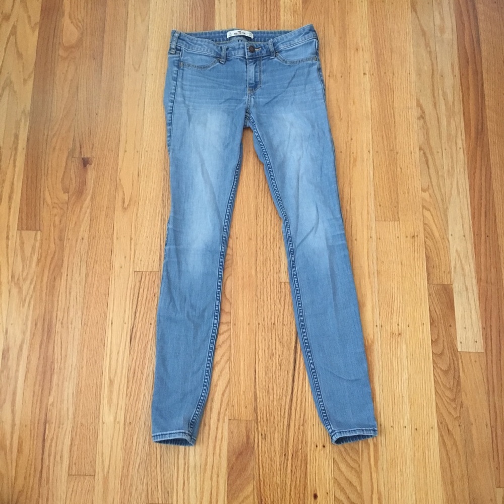 Hollister Super Skinny Jeans